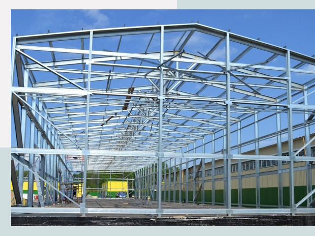 Строительство фабрик в Азове